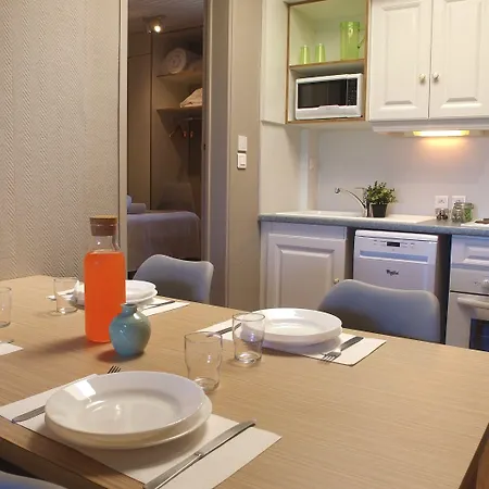 Vvf Villages   Les Volcans D'auvergne Village de vacances Parent