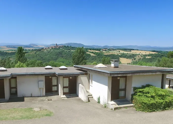 Vvf Montpeyroux Auvergne Holiday park 2*