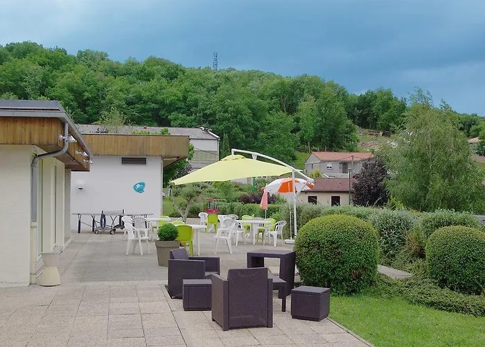 Vvf Montpeyroux Auvergne Holiday park
