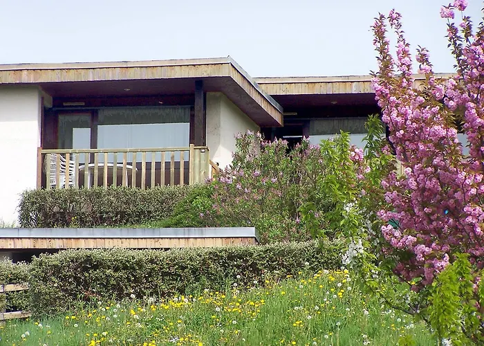 Vvf Montpeyroux Auvergne 2*